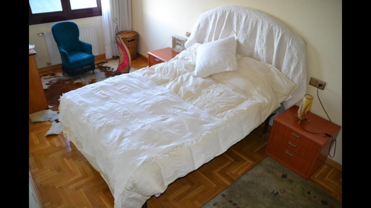 El Descanso Oviedo Luaran gambar