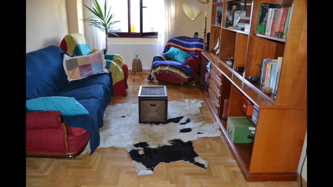 El Descanso Oviedo Luaran gambar