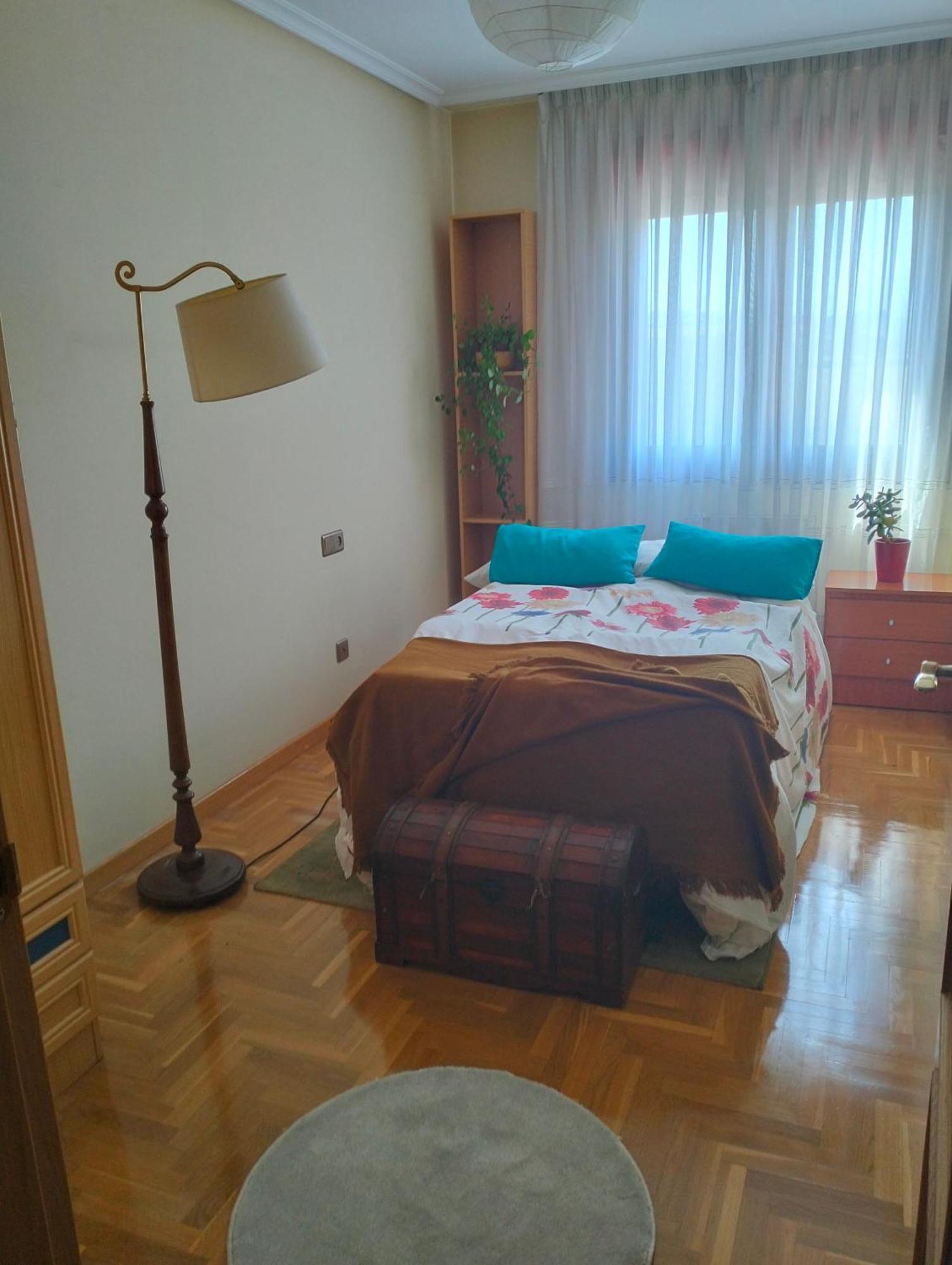 El Descanso Oviedo Luaran gambar